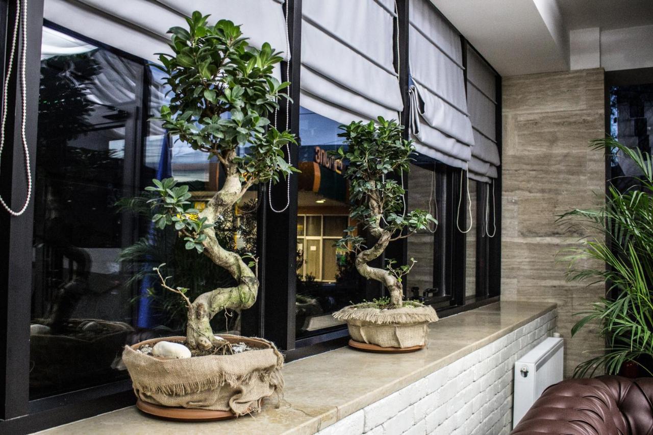 Bg Palace Hotel Tbilisi Exterior foto
